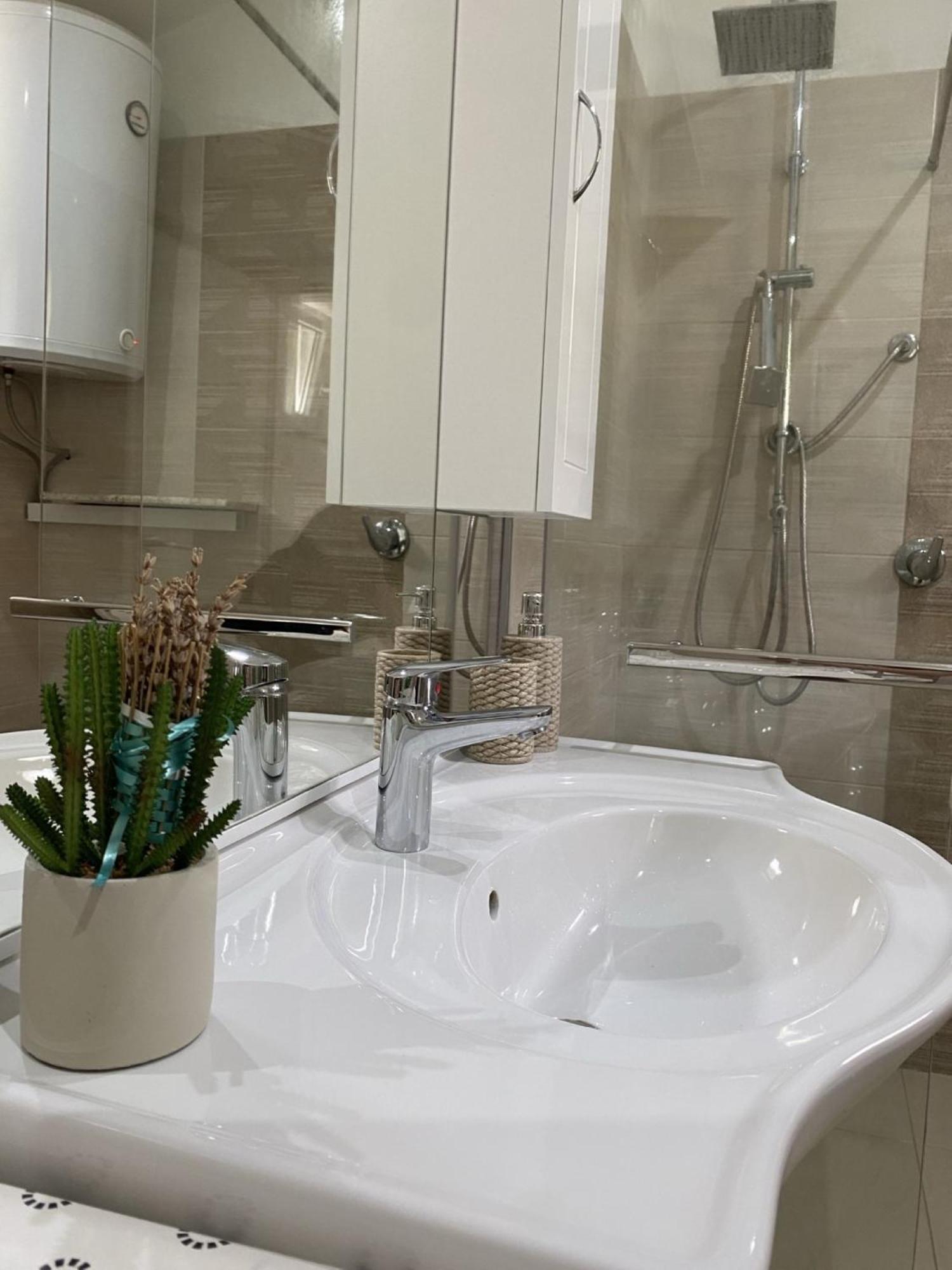 Apartments Ema Lovran Εξωτερικό φωτογραφία